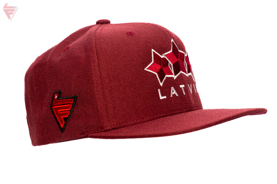 Cepure Trīs zvaigznes Latvija, bordo/sudrabs/taisnais nags