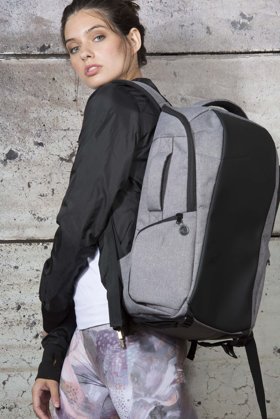 Mugursoma ar aizsardzību pret kabatzagļiem/ANTI-THEFT BACKPACK/30l
